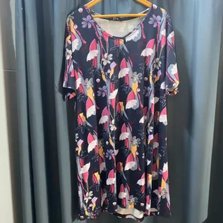 پیراهن سایز بزرگ