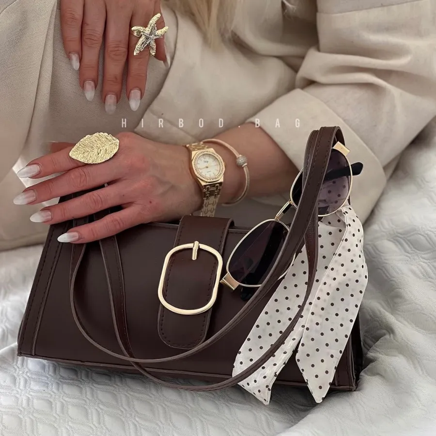 کیف قهوه ای