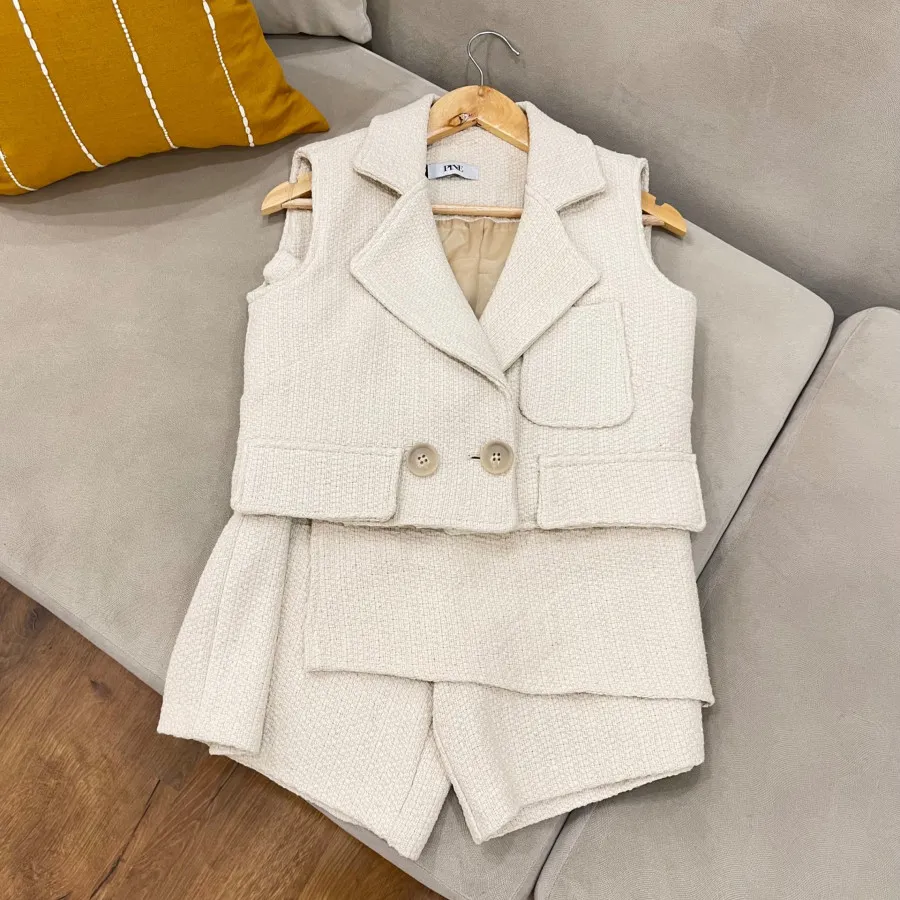 ست ژیله و شلوارک دامنی