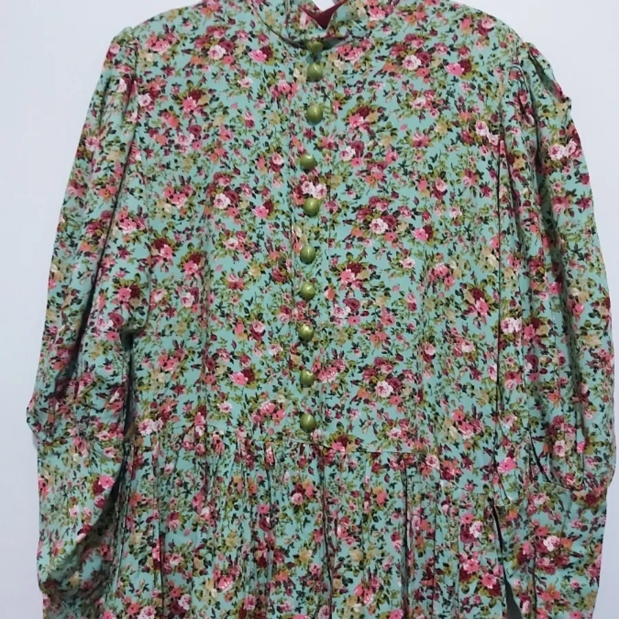 پیراهن گل گلی