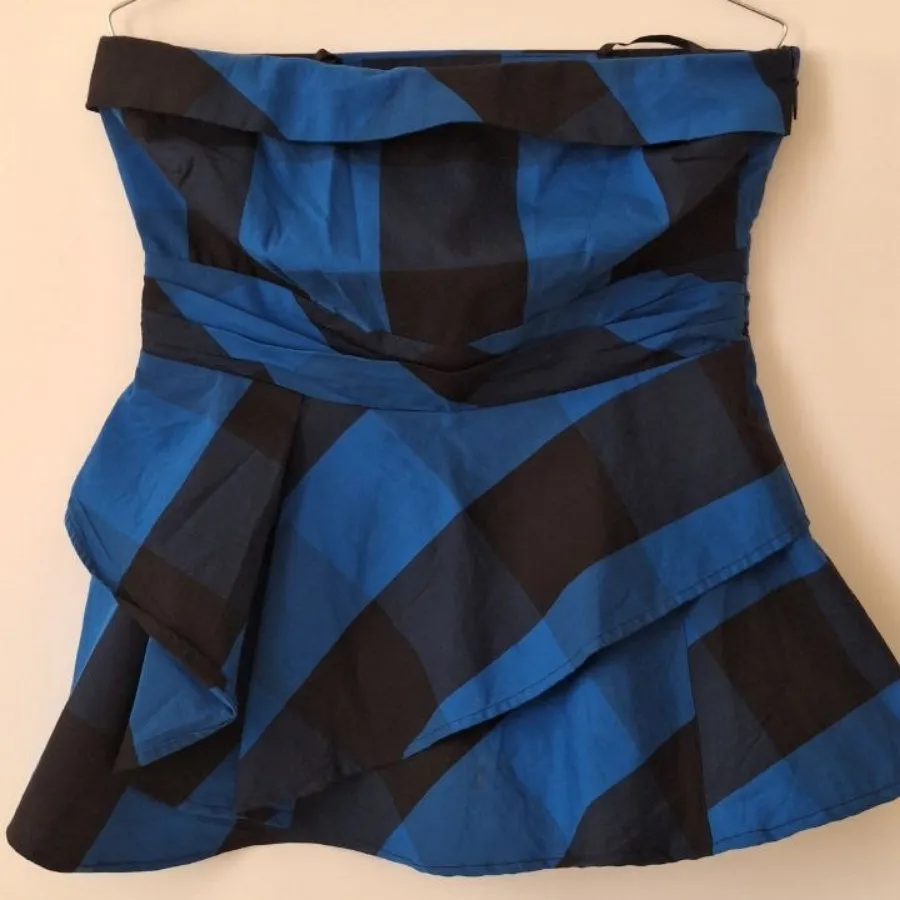 تاپ چهارخونه دکلته7AVENUE