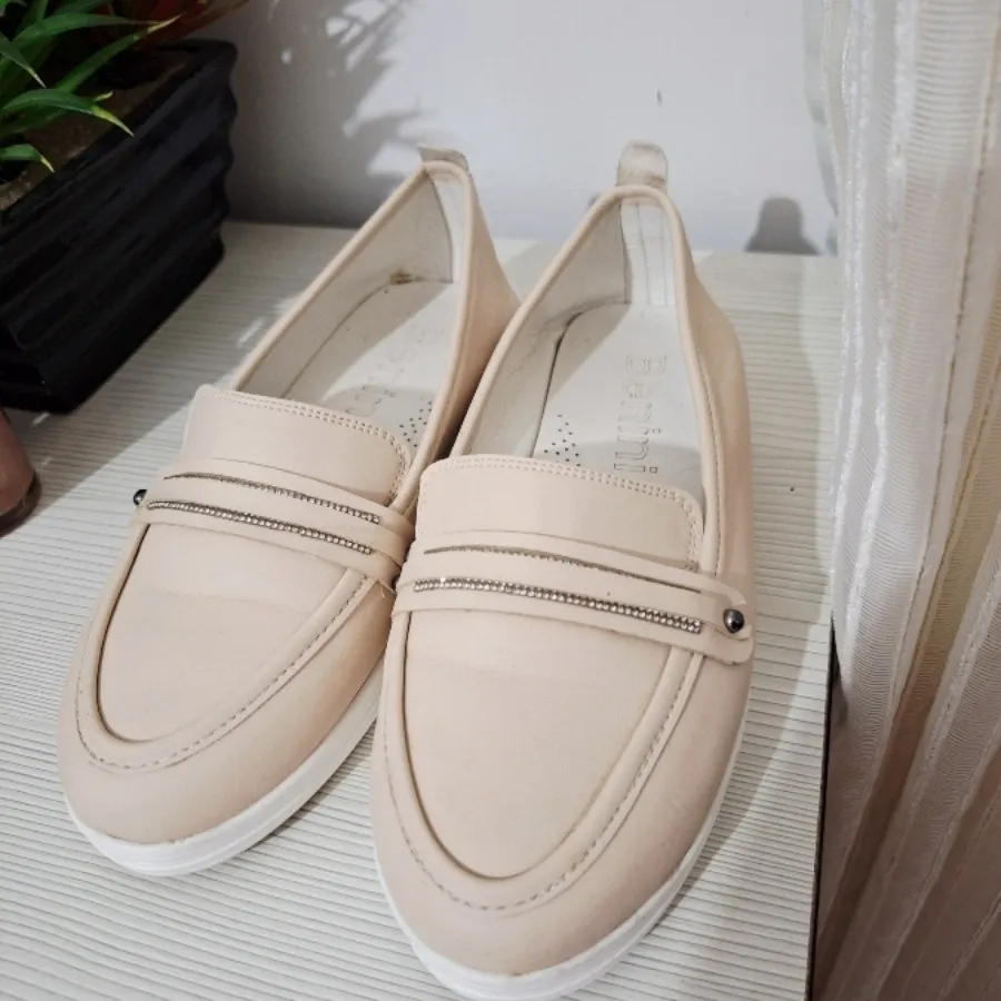 کفش اسپرت شیک