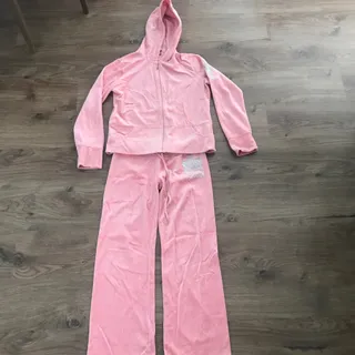 سویشرت و شلوار