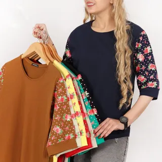 تیشرت گل سرخی