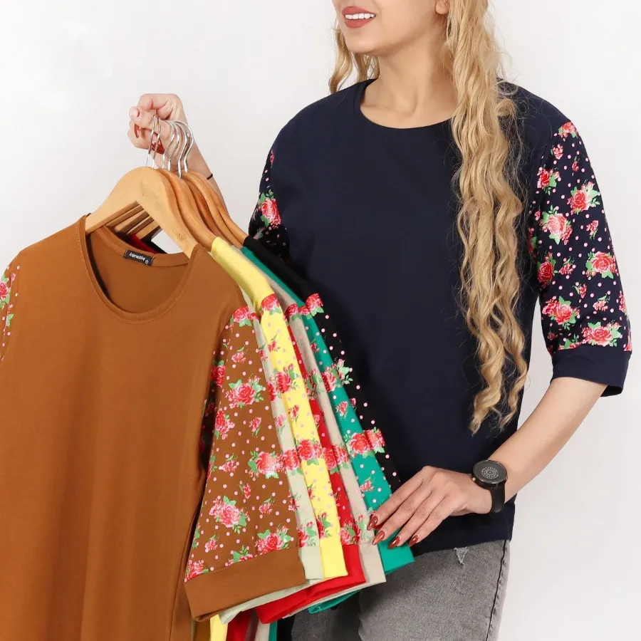 تیشرت گل سرخی