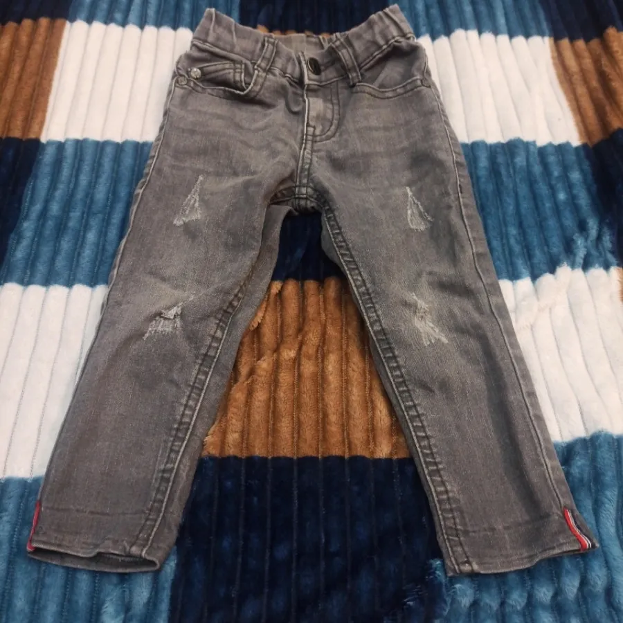 شلوار زاپ دار بچگانه