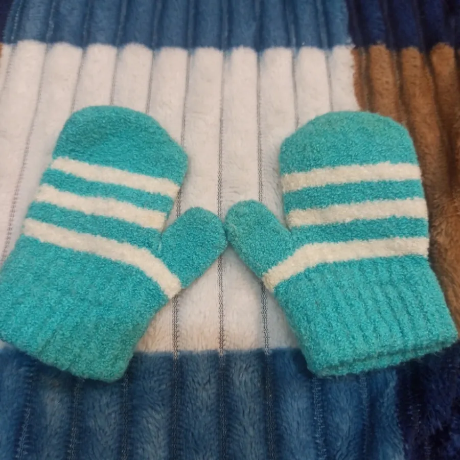 دستکش بچگانه