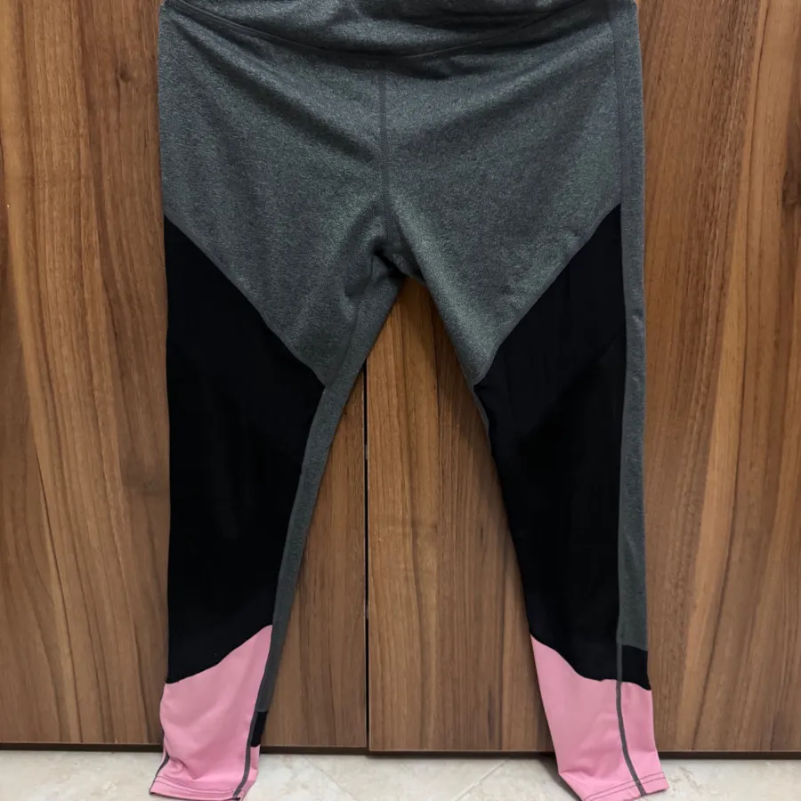 شلوار ورزشی لگ