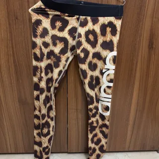 لگینگ ورزشی پلنگی برند