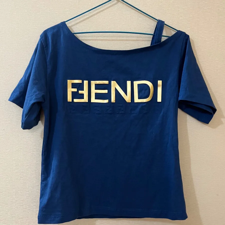 تاپ ابی کاربنی