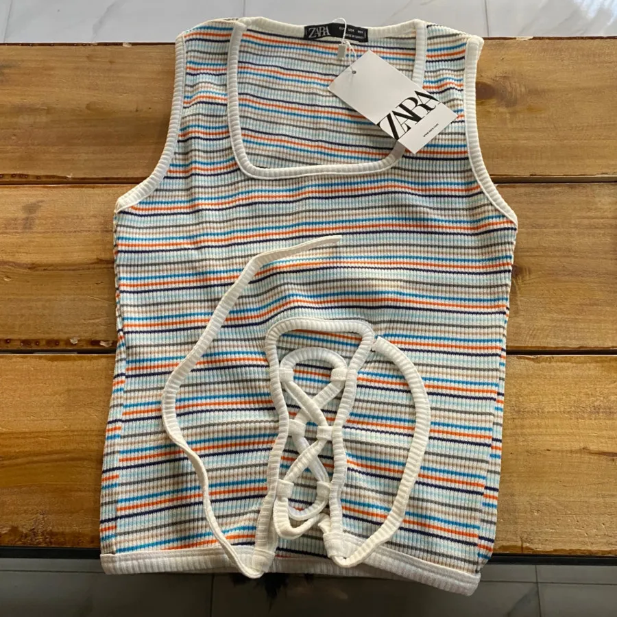 کراپ یقه خشت ضربدری