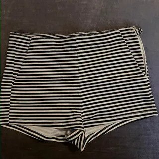 شلوارک برندH&M