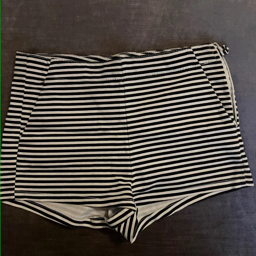 شلوارک برندH&M