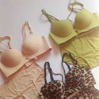 ست شورت و سوتین لیزری