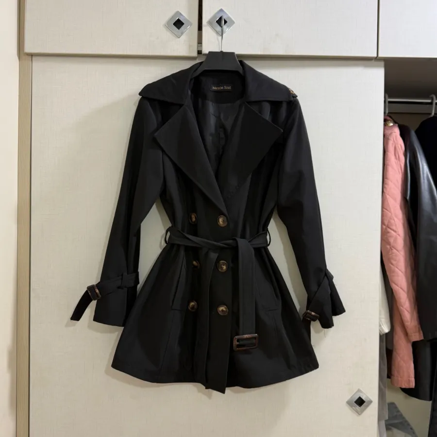 ترنج کت یا بارونی