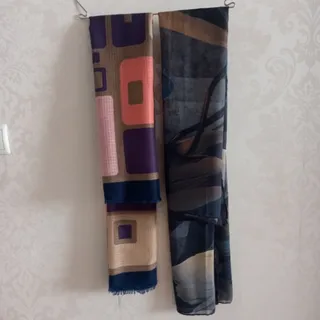 روسری طرح دار رنگی