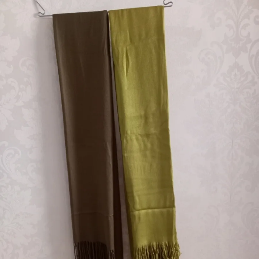 شال نخی تک رنگ