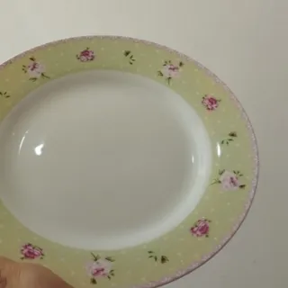 آنجلا سبز بهاری