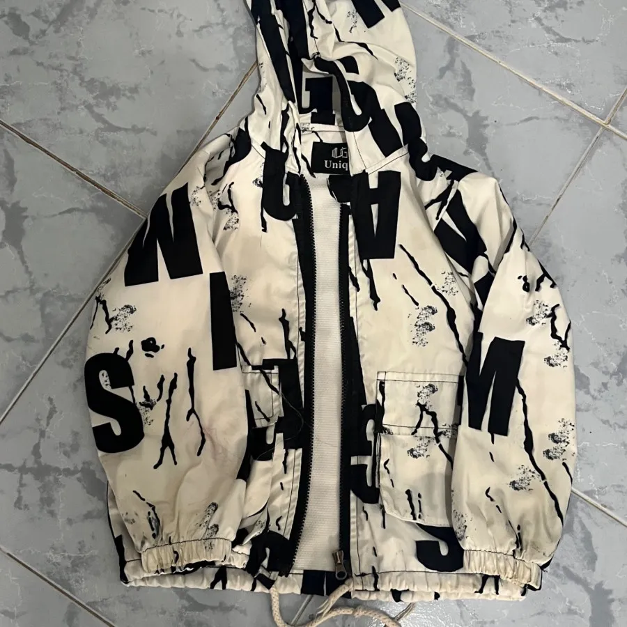 کاپشن بادگیر