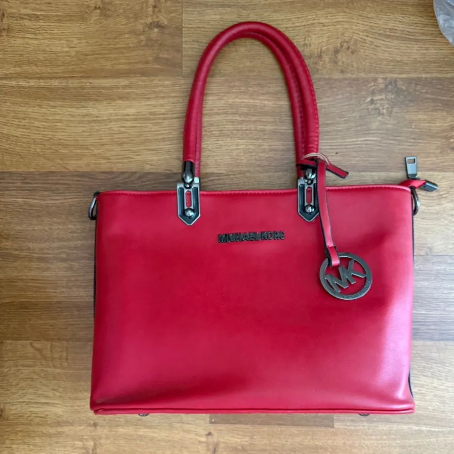 کیف مایکل کورس