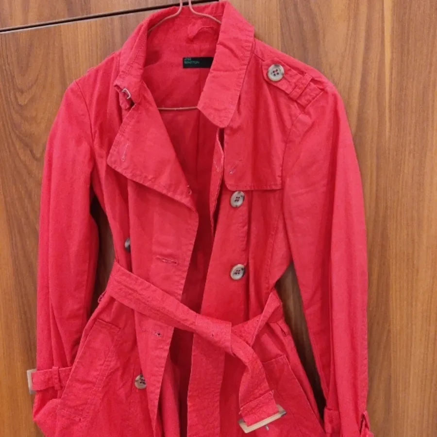 ترنچ کت بنتون