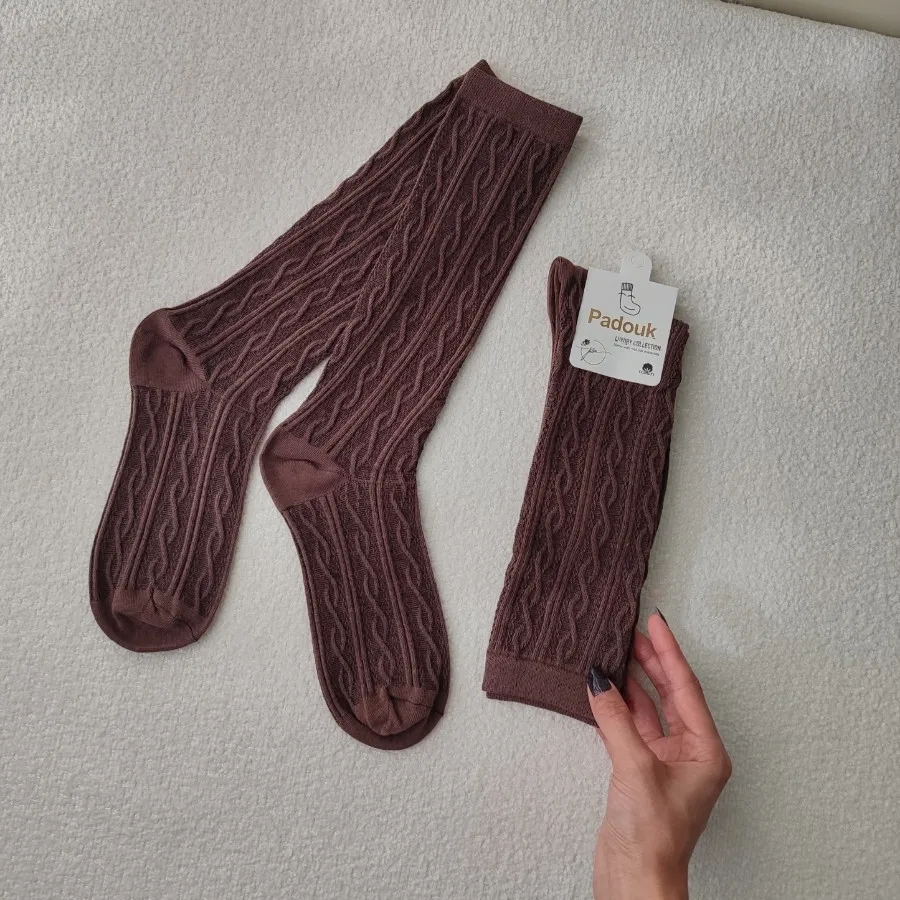 جوراب گندمی