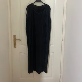 پیراهن پلیسه