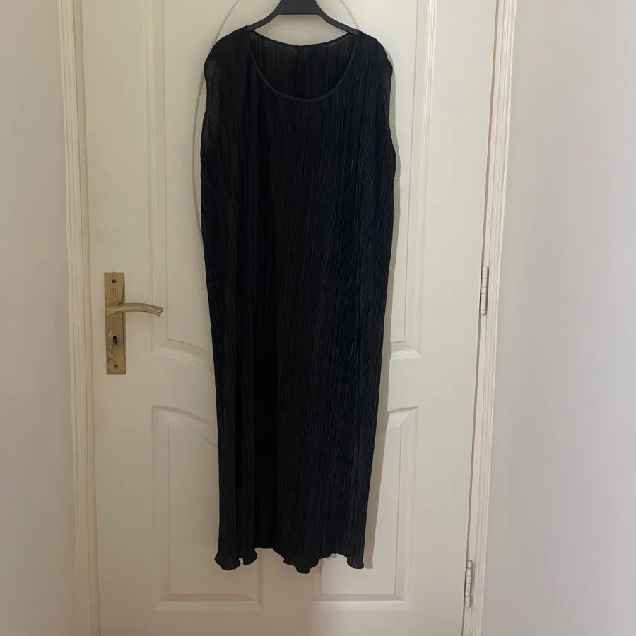 پیراهن پلیسه