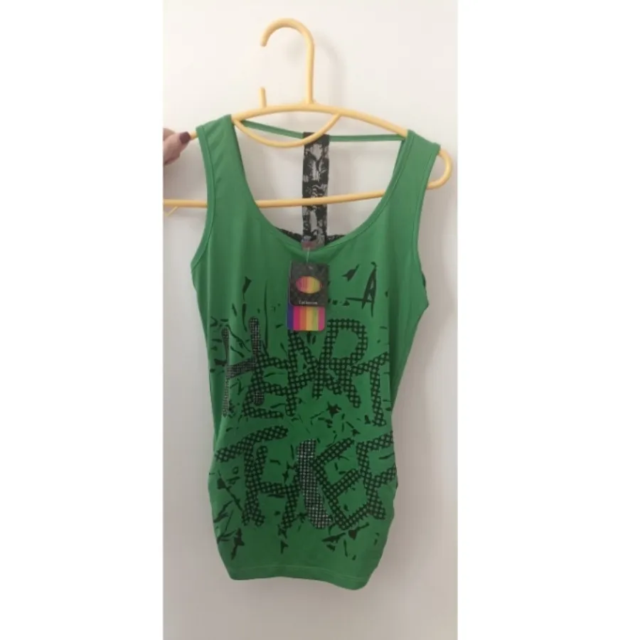 تاپ دخترانه