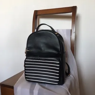 کوله مشکی مینیمال