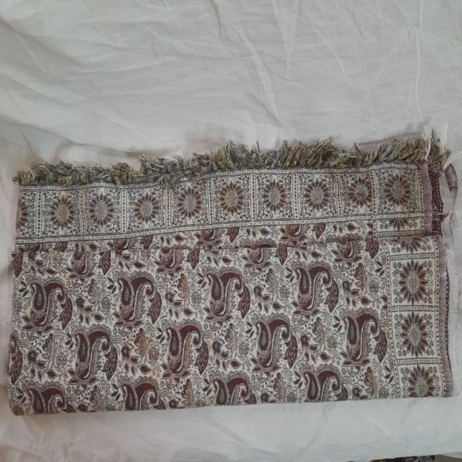 رومیزی یا بقچه سنتی