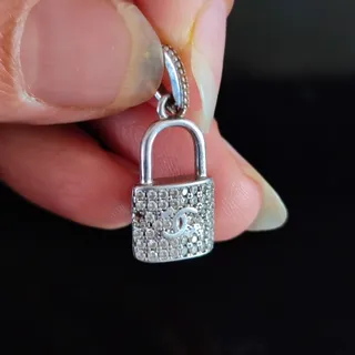 پلاک نقره طرح قفل