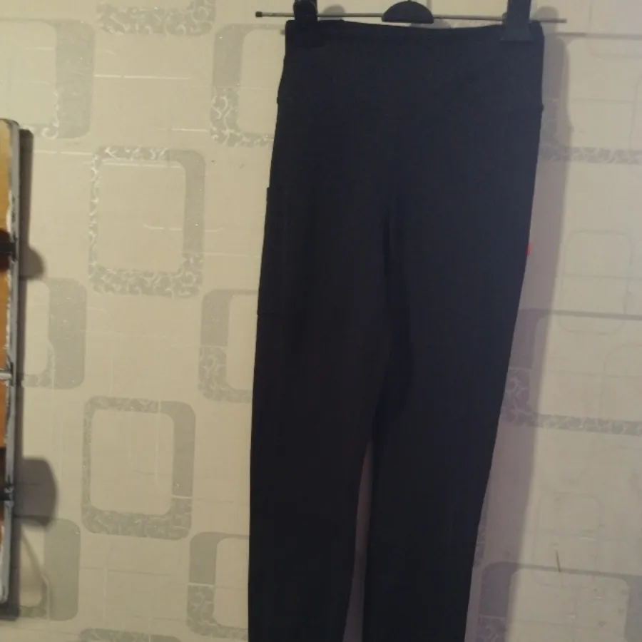 لگ ورزشی اچ اند ام