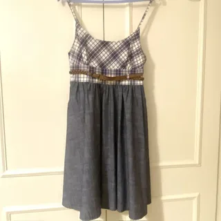 سارافون Defacto