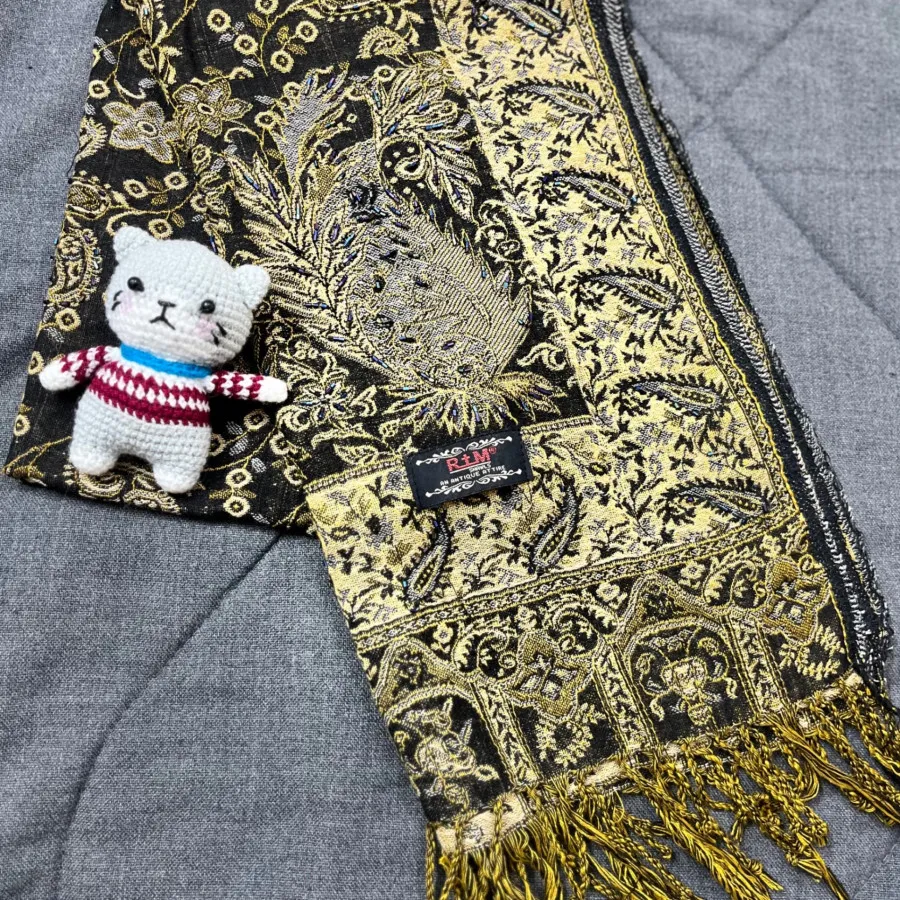 شال ضخیم پاییزی