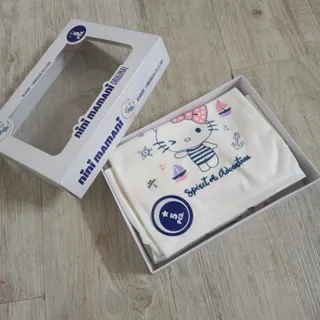 ست هلو کیتی