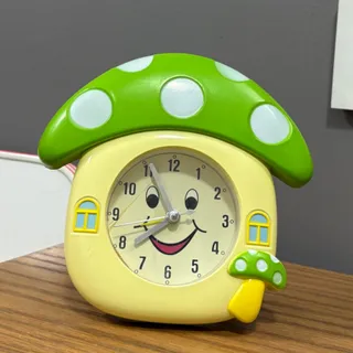 ساعت رومیزی فانتزی