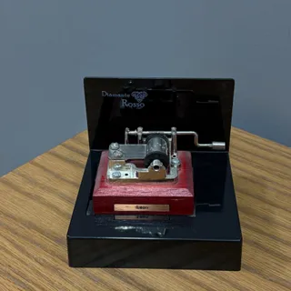 جعبه موزیکال دستی