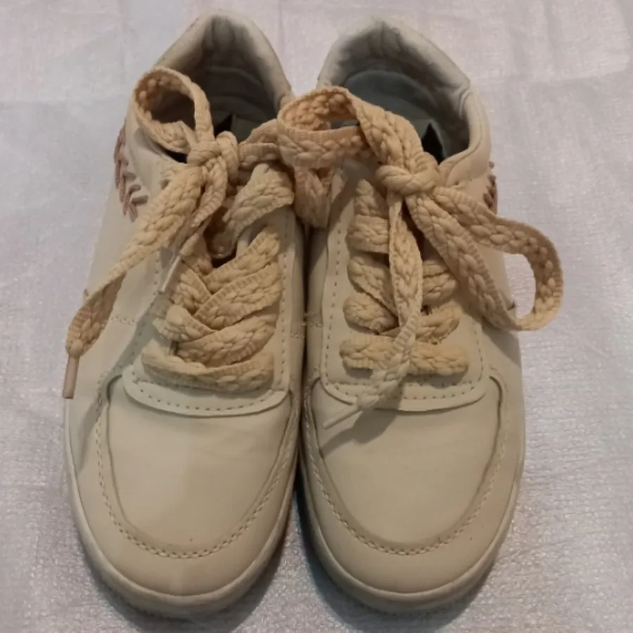 کتونی راحتی