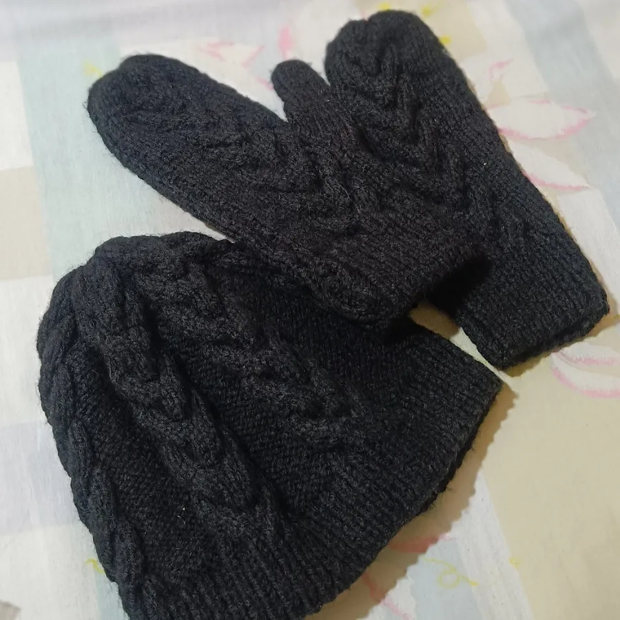 کلاه و دستکش بافت