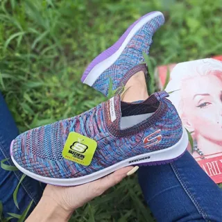 کتونی/ اسکیچرز جورابی