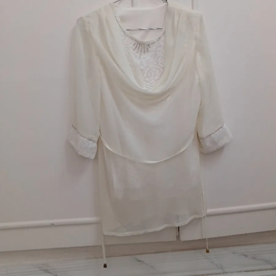 بلوز سفید گیپور