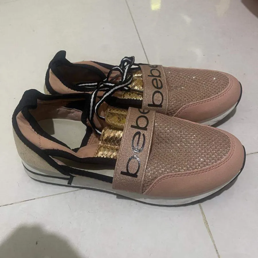 کفش BEBE آمریکایی