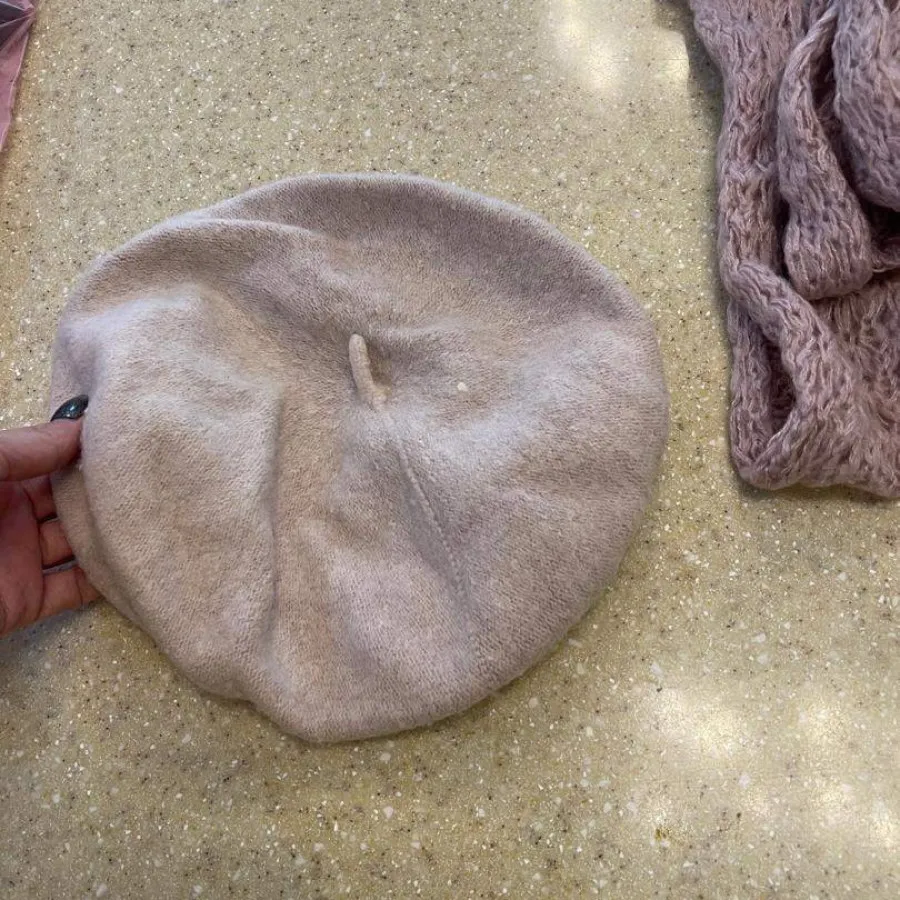 کلاه برت کرم