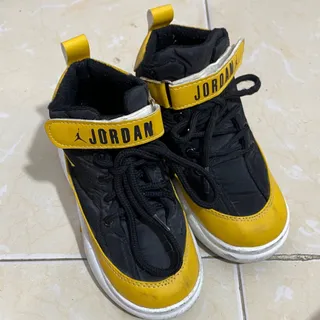 نیم بوت بچگانه