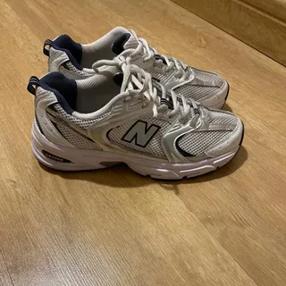 کتونی نیو بالانس