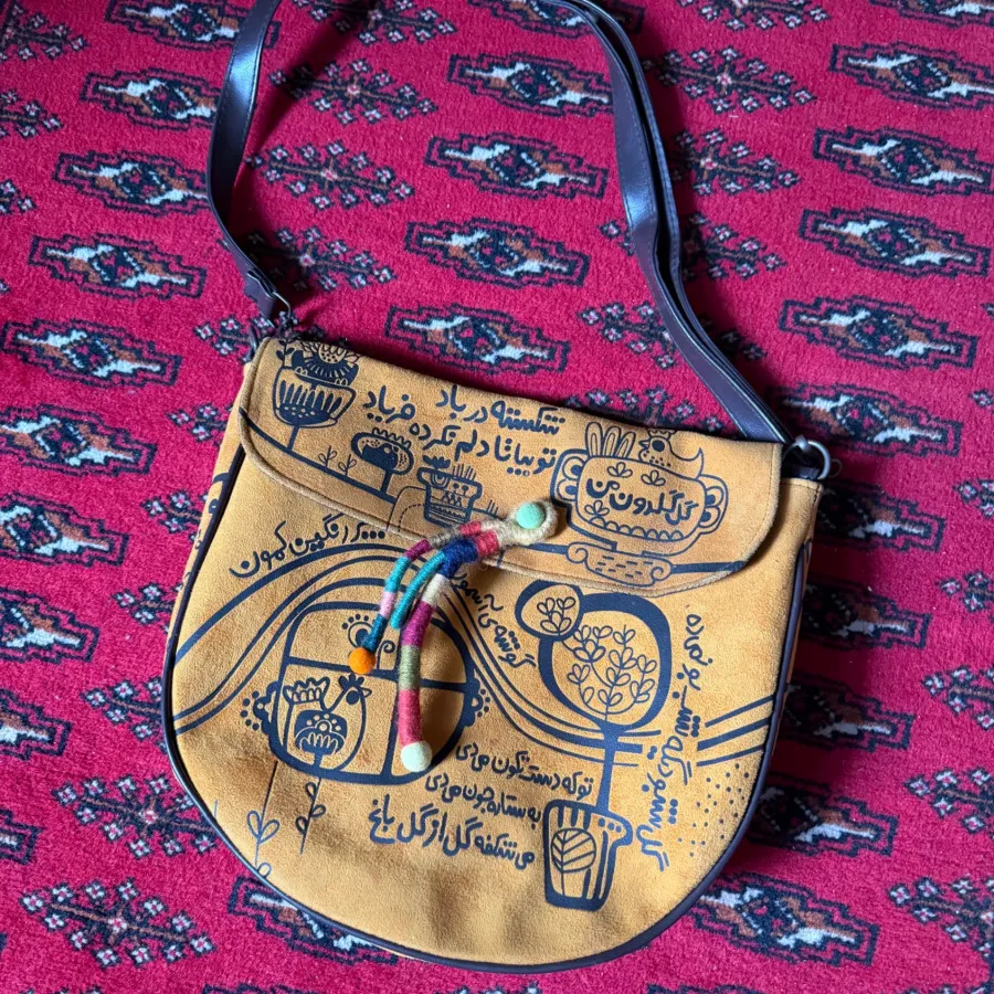 کیف صنایع دستی چرم مصنوعی