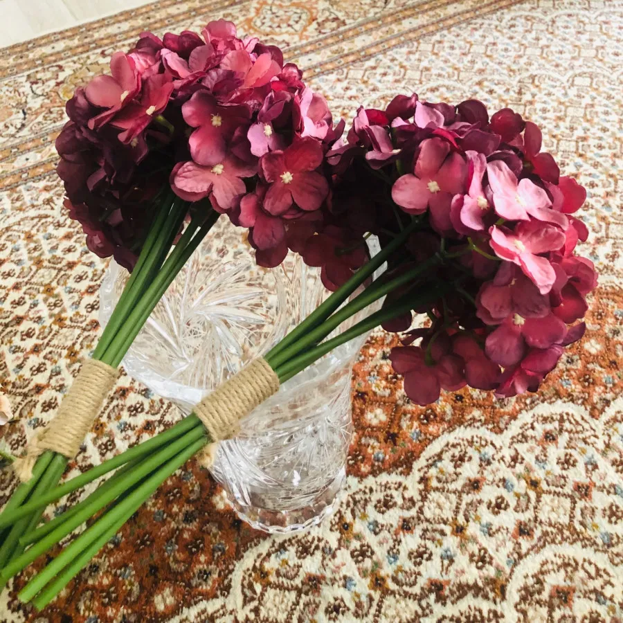 دوعدد گل هورتانسیا