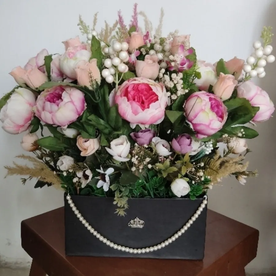 باکس گل پیونی