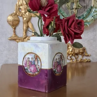 گلدان قدیمی